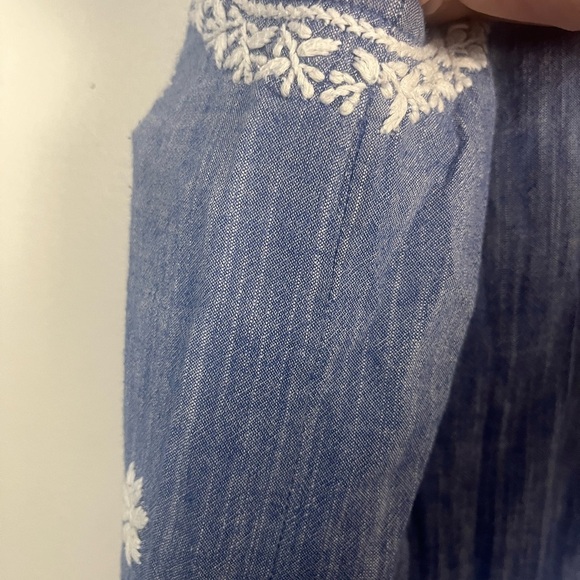 Roller Rabbit Faith Dress, Chambray denim white size medium cotton - Picture 9 of 9